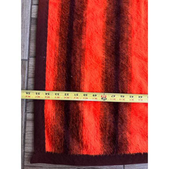 VTG Orange Black Striped Bedspread 1970s Retro 60x80 Burlington House Collection - Picture 4 of 14